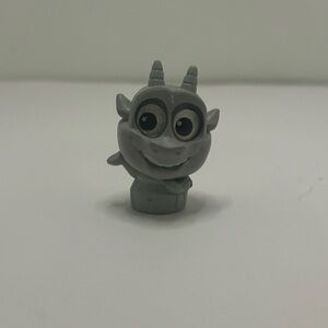 Pixel Perfect Hugo Doorable